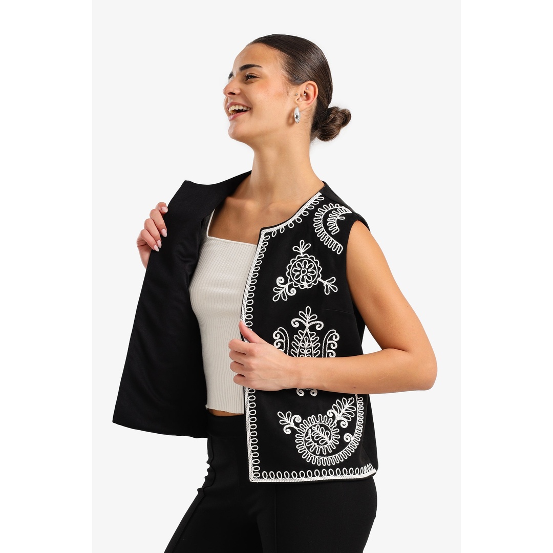 فيست مفتوح مطرزة - أسود - 18227