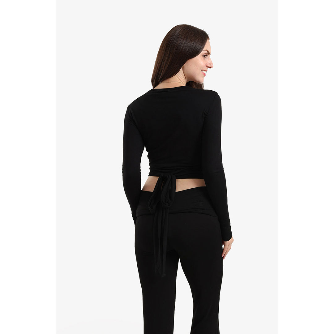 توب قصير ملفوفة برباط خلفي حريمي