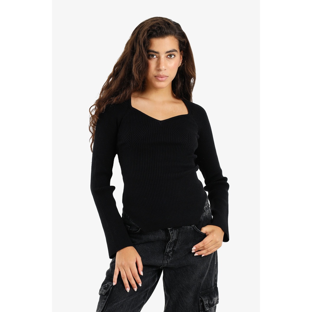 بلوفر صوف برقبة على شكل قلب مضلع - 18178