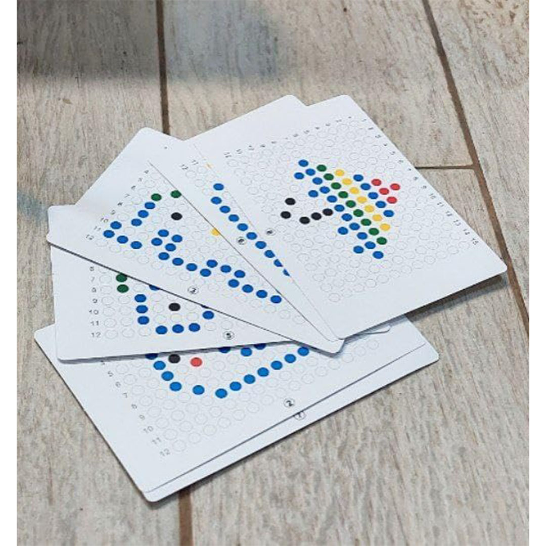 لوحه رسم مغناطيسيه مع بطاقات رسم وقلم مغناطيسي للأطفال