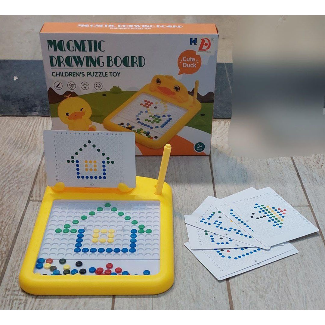 لوحه رسم مغناطيسيه مع بطاقات رسم وقلم مغناطيسي للأطفال