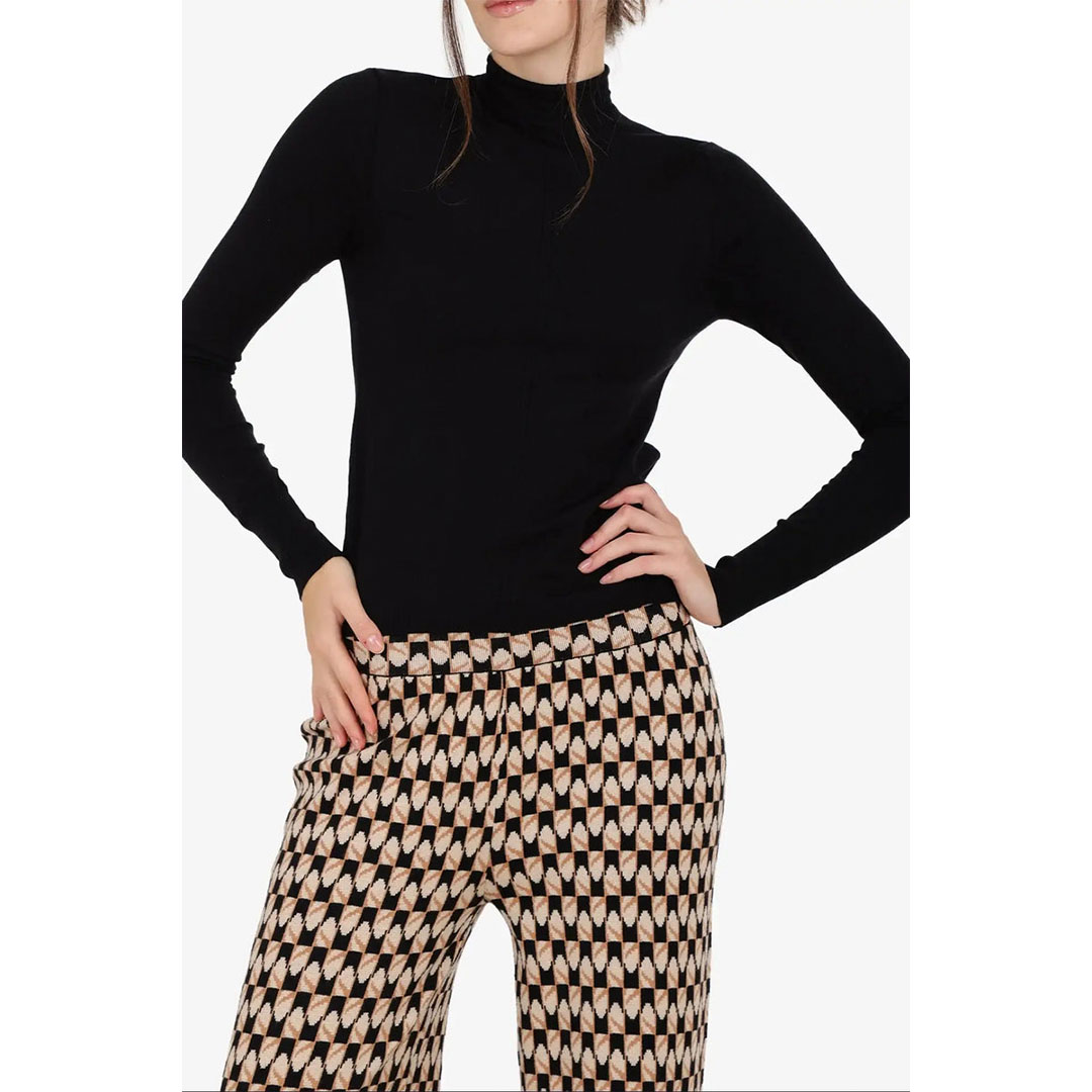 بلوزة رفيعة برقبة مرتفعة حريمي 57509