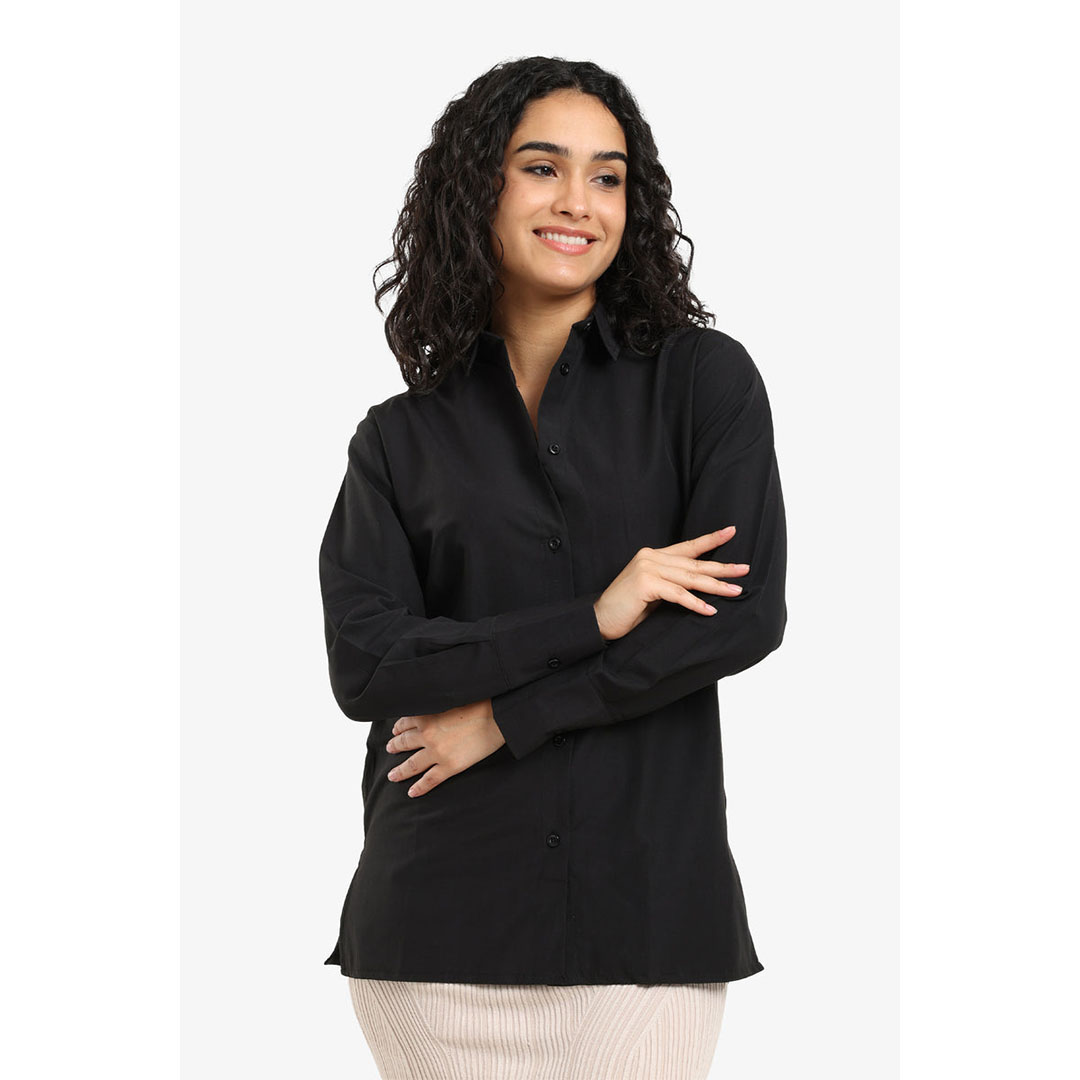 كارينا قميص مريح بياقة كلاسيكية 57897