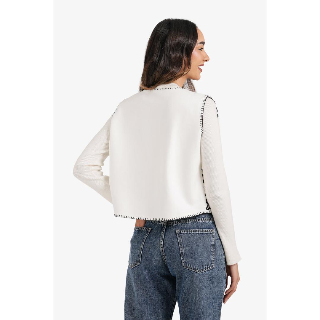 فيست بدون كم مفتوح مطرز - أبيض- 58497