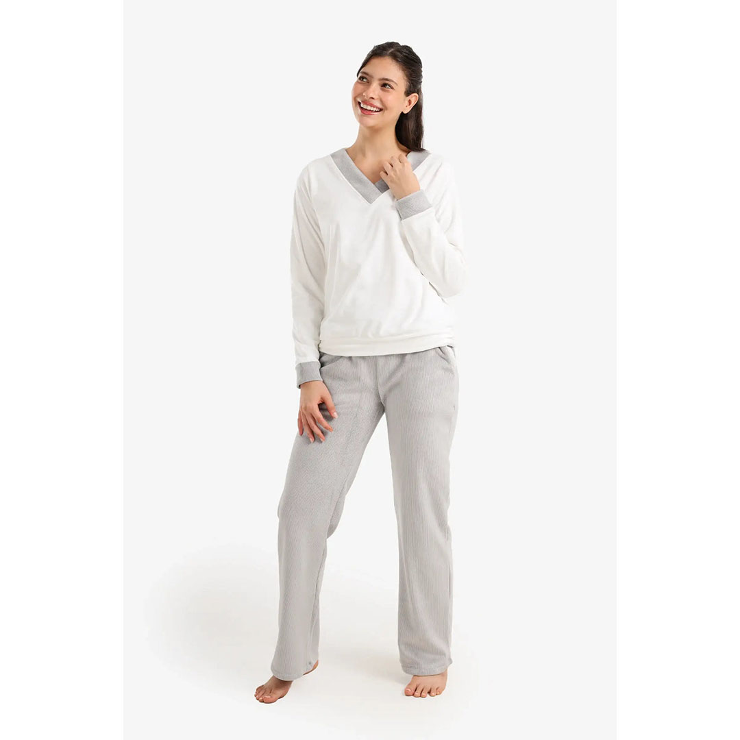 طقم بيجامة مخملي برقبة على شكل حرف V حريمي 58034