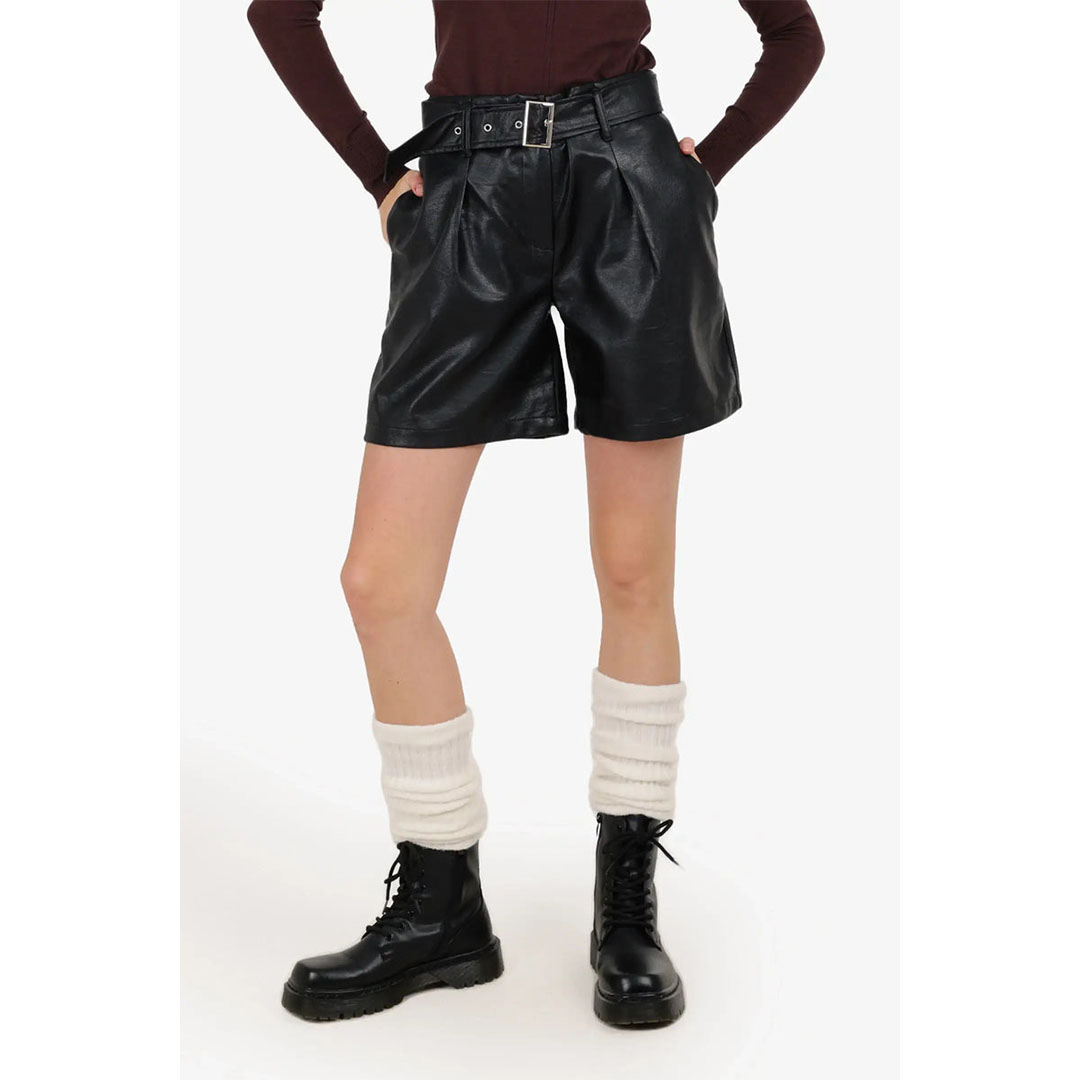 شورت واسع الساق جلد حريمي - أسود 58267