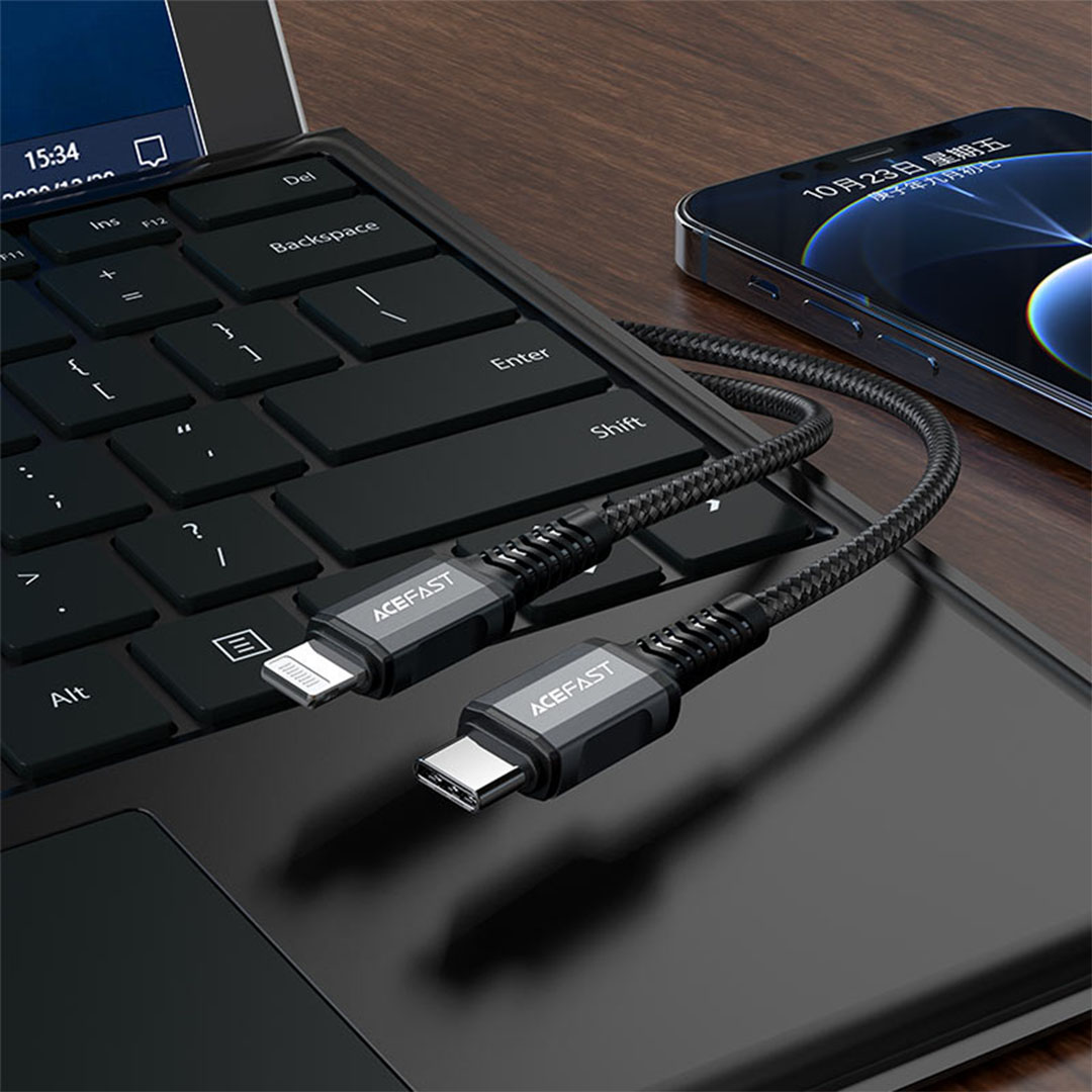 كابل شحن C1-01 USB-C إلى لايتنينج سبائك الألومنيوم - أسود