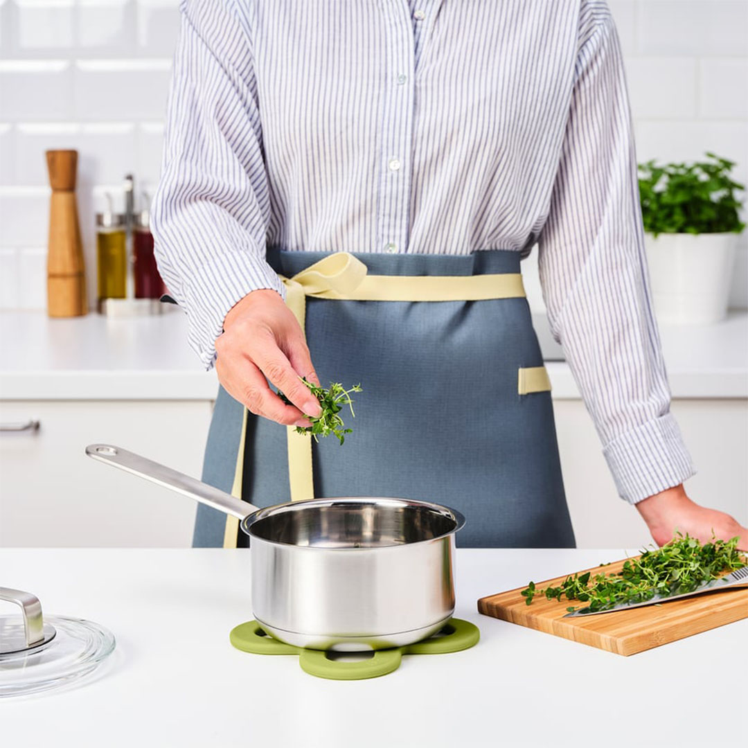 حامل قدر LAGG من ايكيا - أخضر - ‎18x18 سم‏