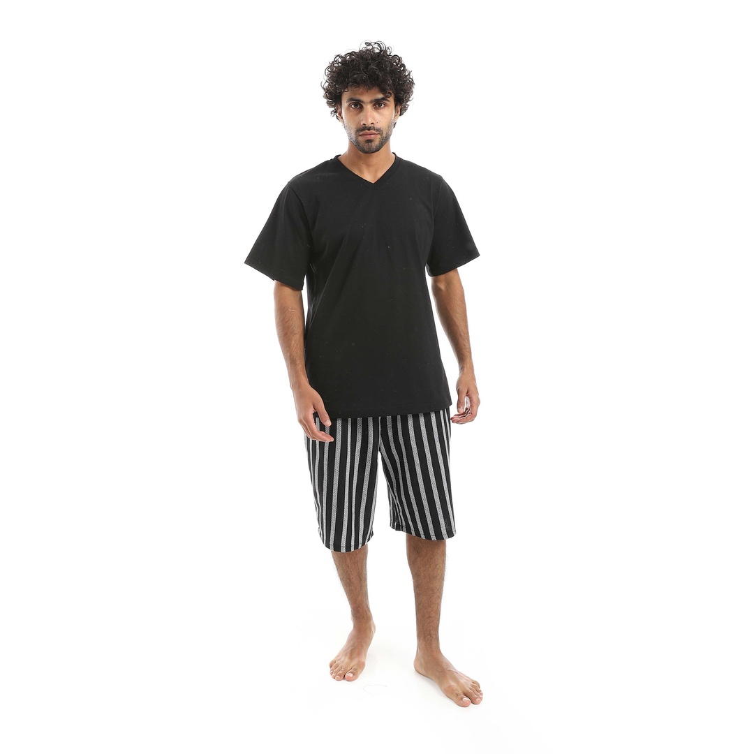 بيجامة بفتحة رقبة على شكل حرف V وشورت سادة رجالي a52
