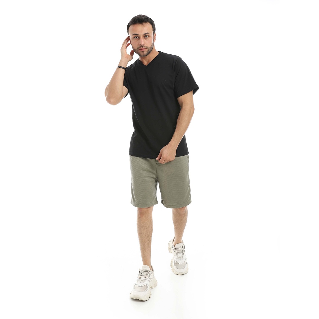 بيجامة دائرية على شكل حرف V مع شورت بسكويت رجالي a59