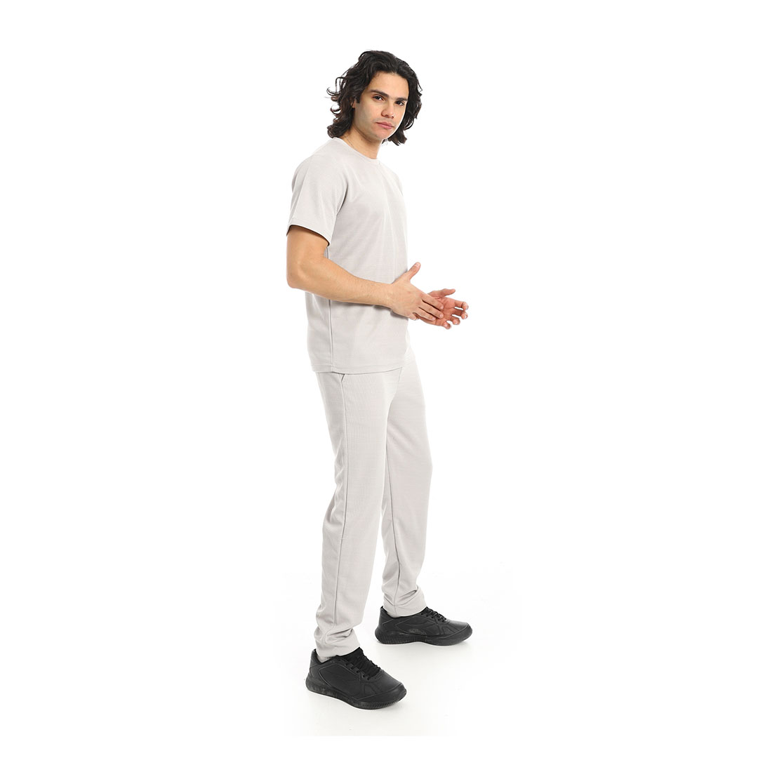 طقم تيشيرت وبنطلون رجالي a28