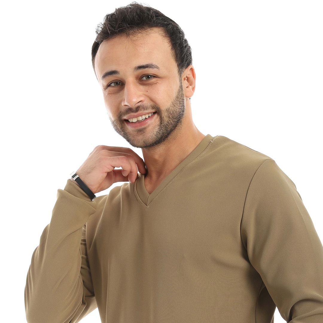 تيشيرت برقبة على شكل حرف V بكم رجالي m4415