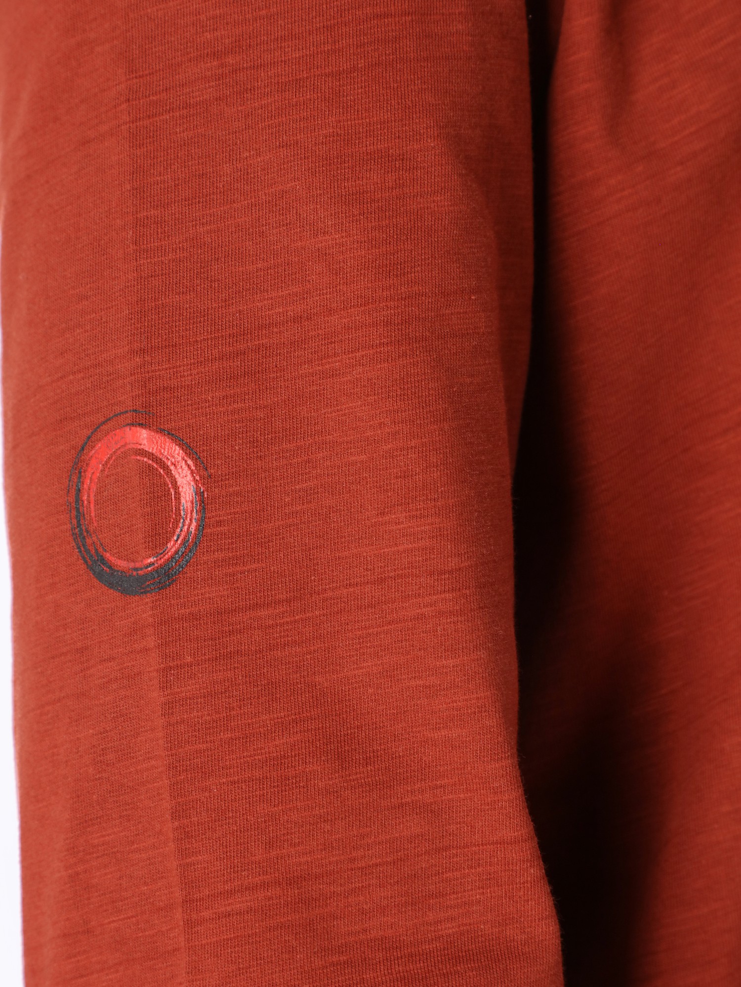 تي شيرت محبوك برقبة دائرية وأكمام طويلة - R7