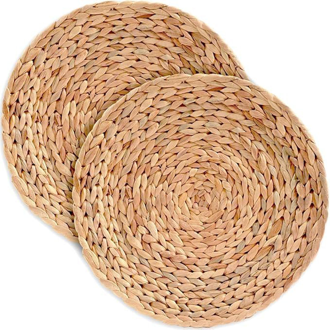 مفارش مستديرة كبيرة متعددة الألوان