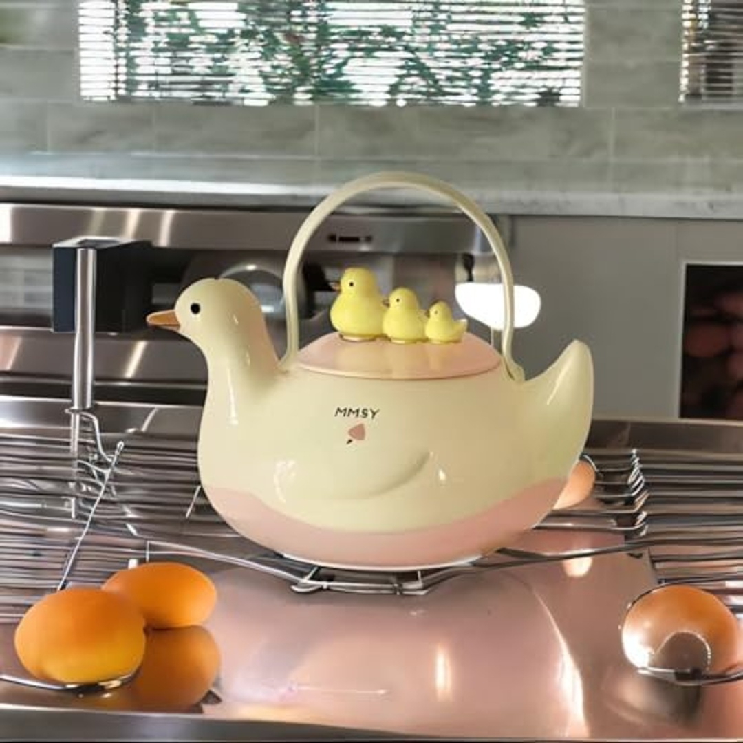 براد شاي مزين بغطاء بطات صغيرة - 2 لتر