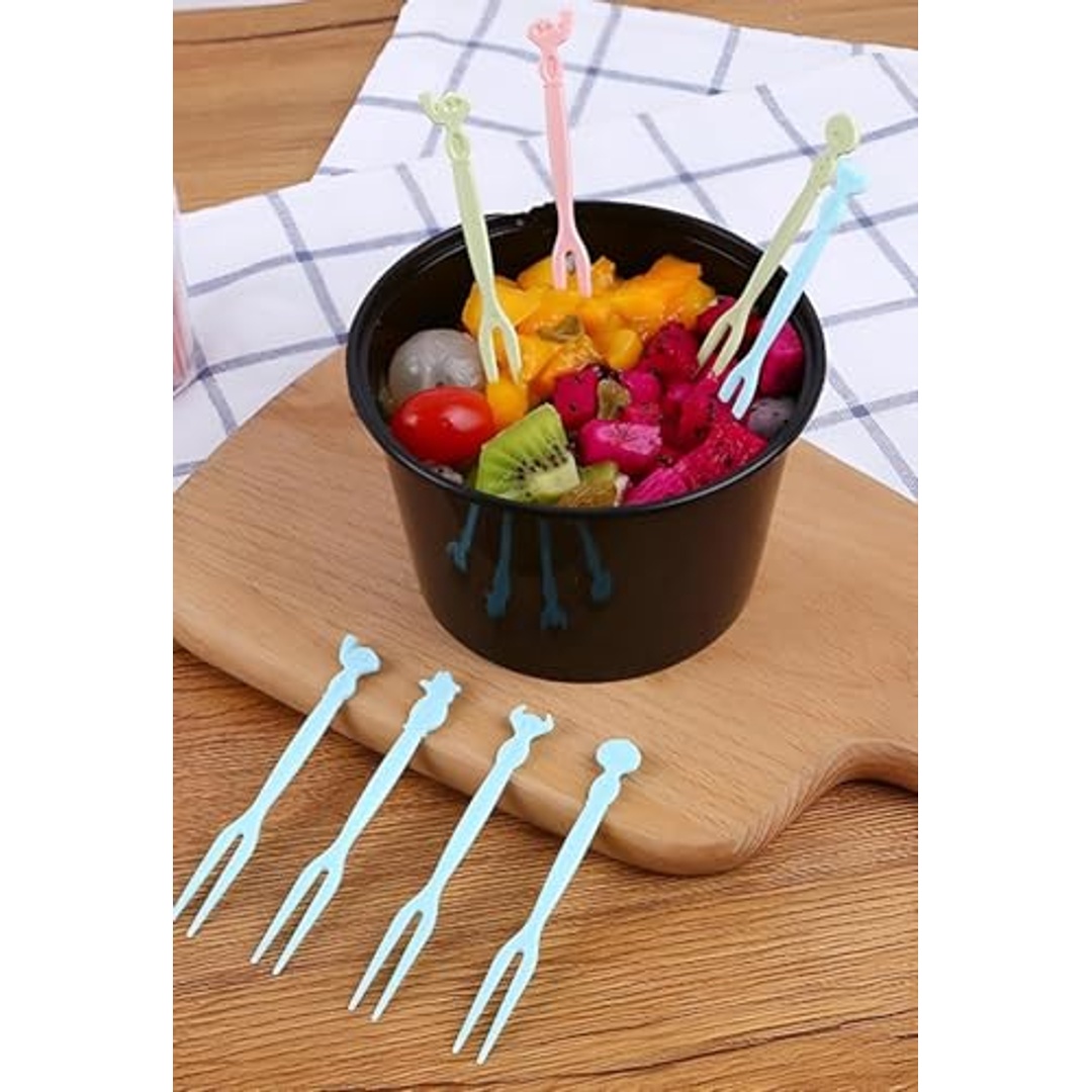 مجموعة شوك وأعود فواكه بلاستيك - ألوان مختلفة - 30 قطعة