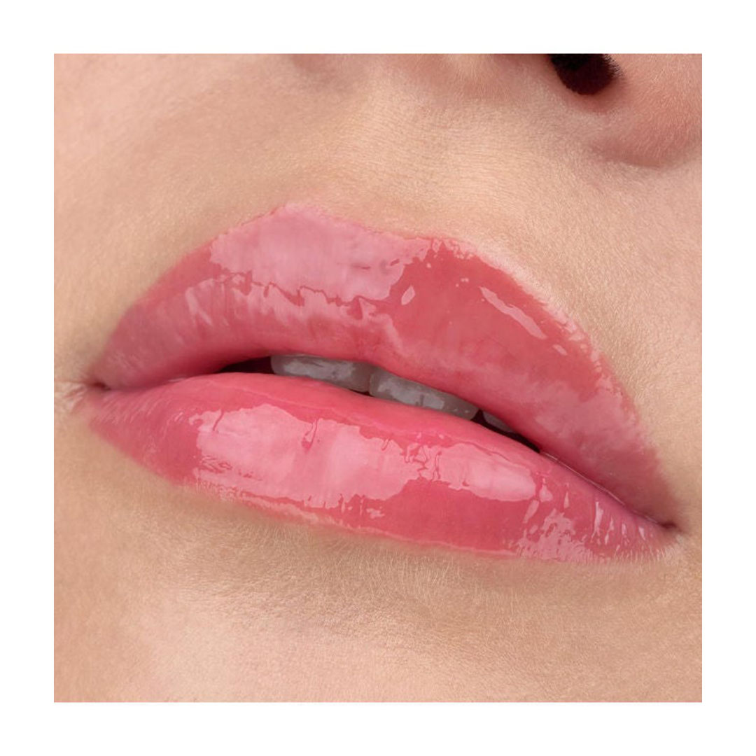 ملمع شفاه ايسينس بلون أرجواني أحمر