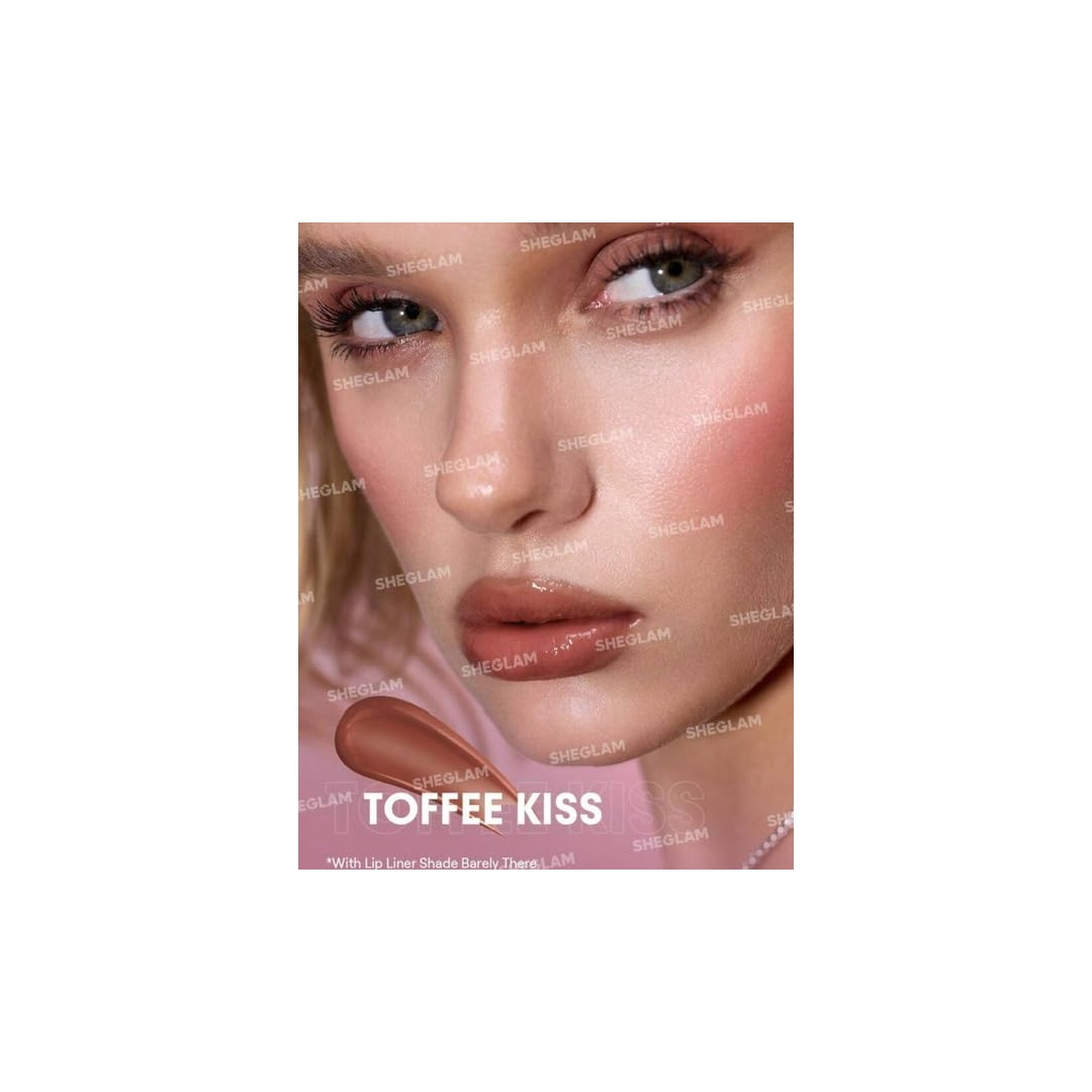 ملمع شفاه جريء ومعزز بنكهة التوفي