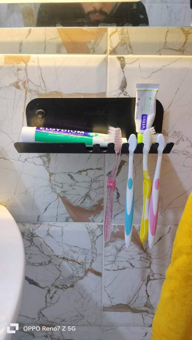 رف منظم متعدد الاستخدام للحمام - اسود