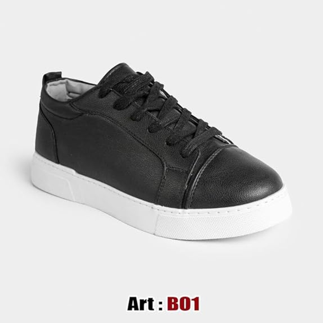 جزمة جلد رحالي كاجوال برباط