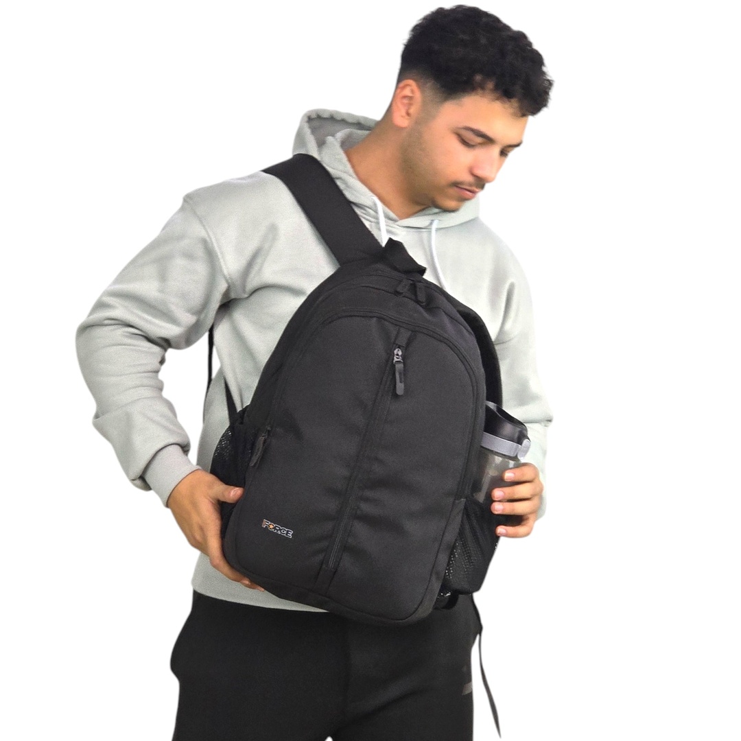 شنطة ظهر مقاومة للماء بجيوب جانبيه