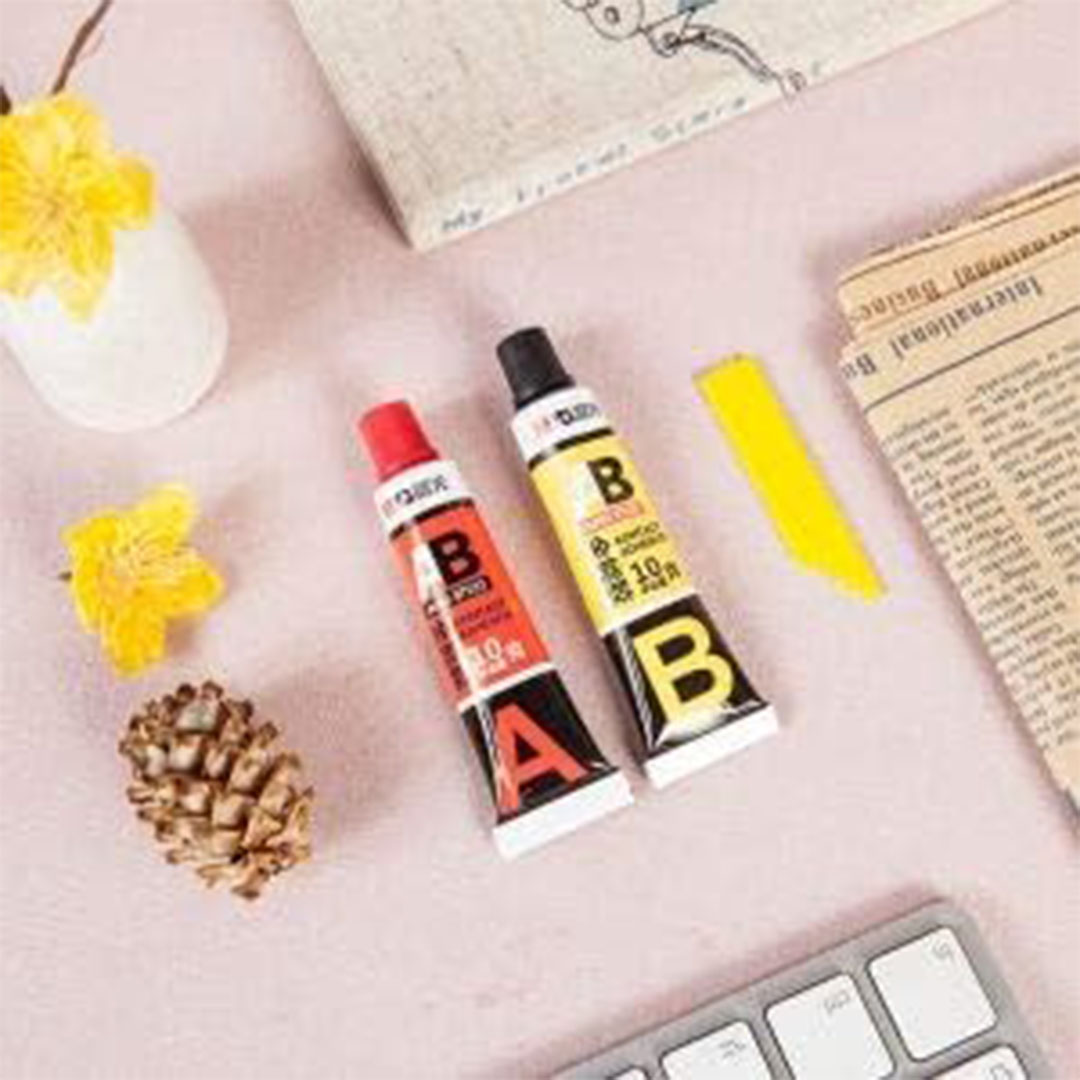 أقلام غراء متعددة الألوان - 2 قطعة