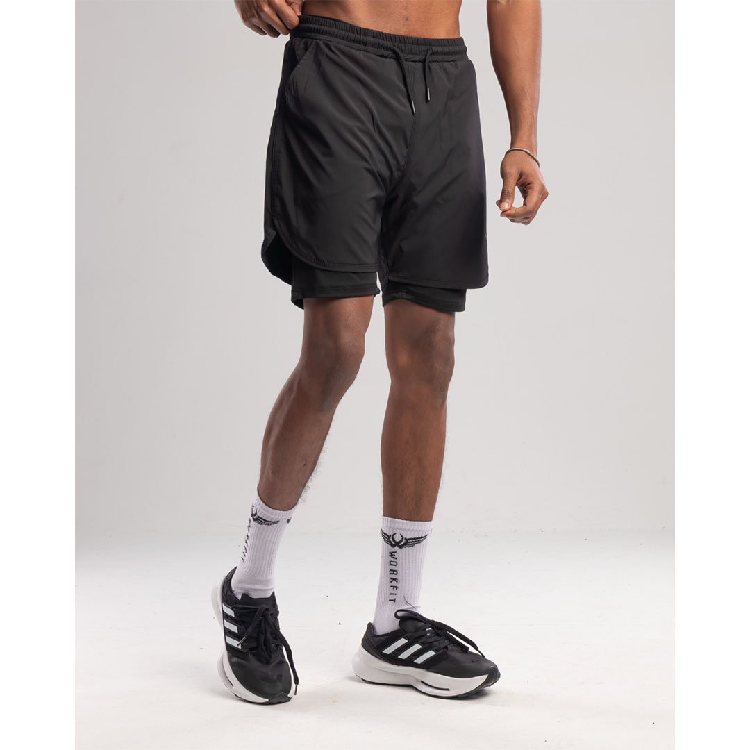 شورت رياضي رجالي ببطانة داخلية - أسود