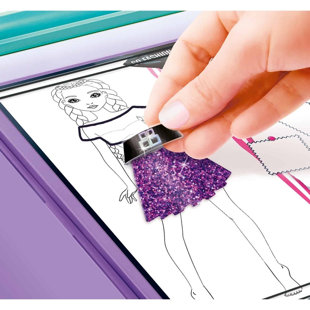 ستوديو تصميم الأزياء و تزيينها - OFG276