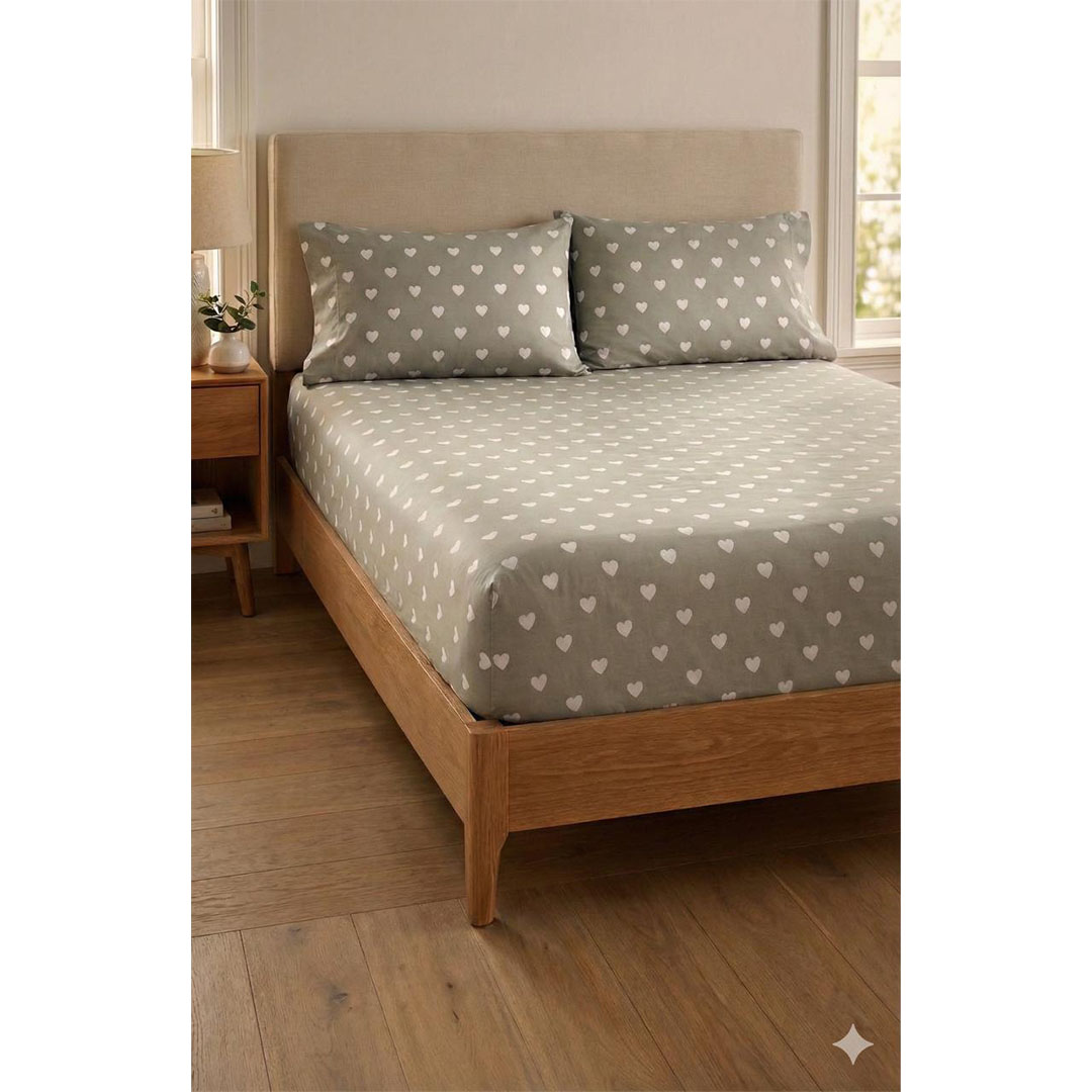 يارلن طقم ملاية بأستك + 2 كيس مخدة صغيرة – ميني هارتس أبيض 2 – 160 سم