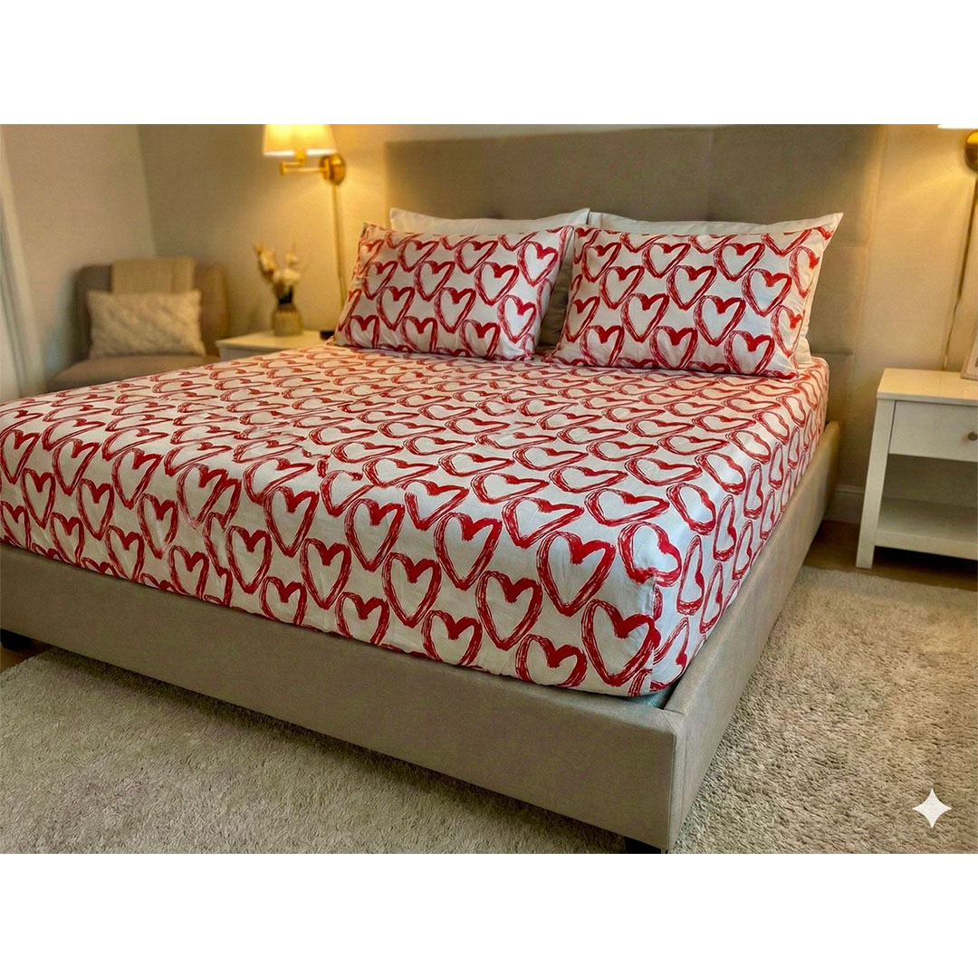 يارلن طقم ملاية بأستك + 2 كيس مخدة صغيرة - قلب أحمر كبير - 200 سم