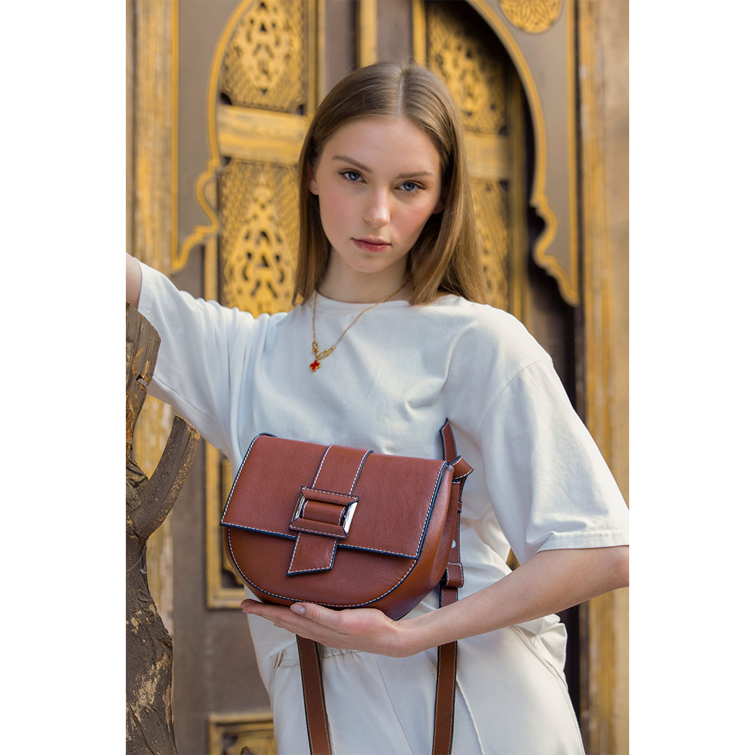 شنطة كروس Elio جلد طبيعي من عالمكي - هافان