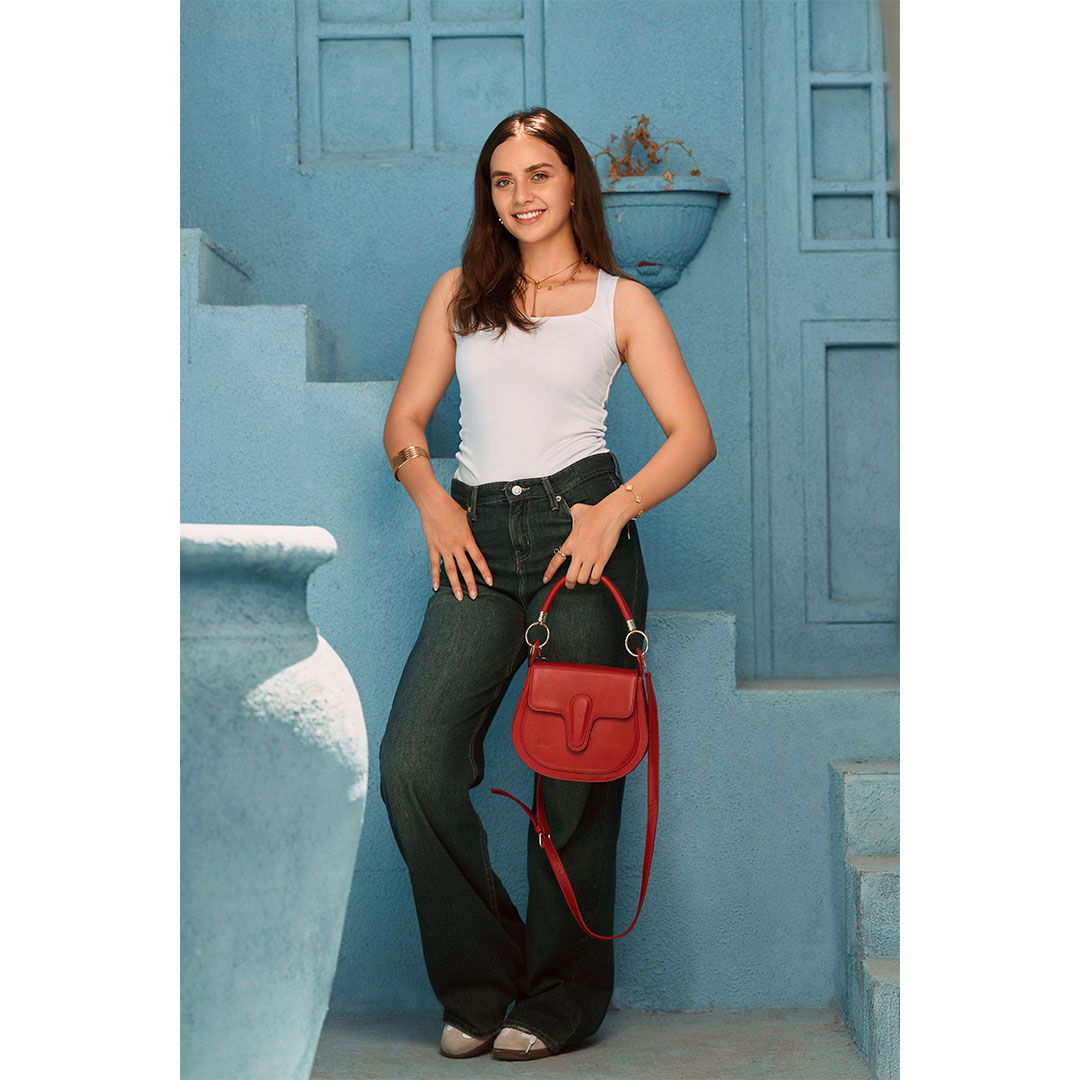 شنطة يد وكروس Lucie جلد طبيعي من عالمكي - أحمر