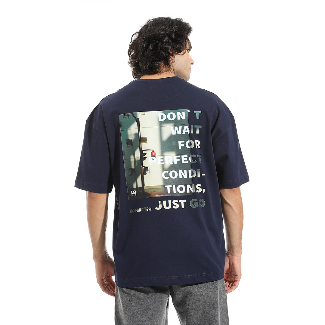 تيشيرت أوفر سايز مطبوع - أزرق غامق