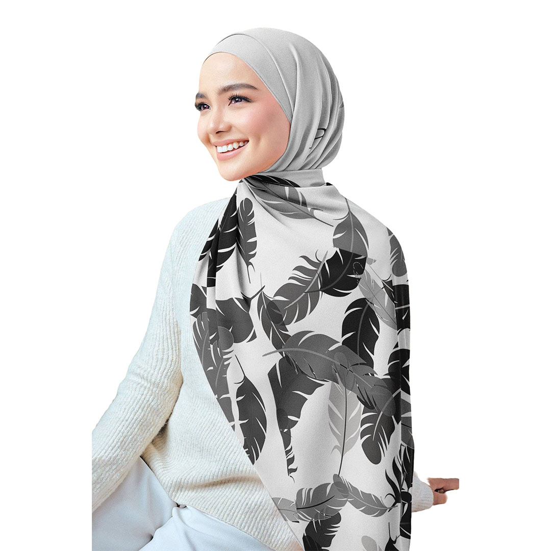 سولى طرحة مطبوعة شيفون كريب - أوف وايت/أسود