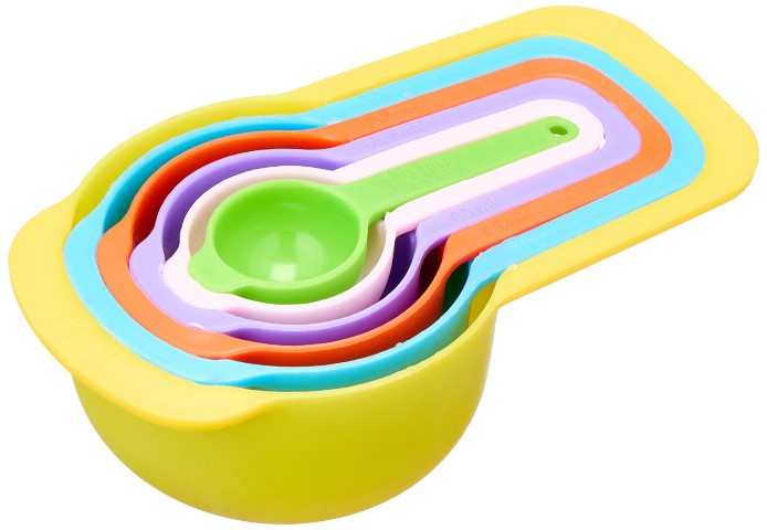 طقم معالق معيارية - 6 قطع - متعددة الألوان