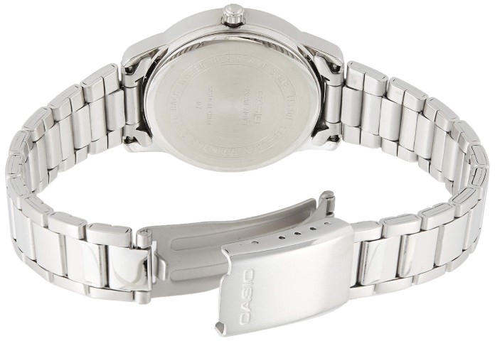 Casio ساعة كلاسيك حريمي - 30 ملم - فضي/اسود - LTP-1303D-1AVDF