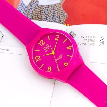 Q&Q ساعة حريمي - 40 ملم - بينك VR28J019Y