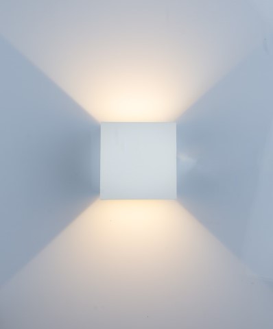 ابليك حائط اب داون ليد - أبيض