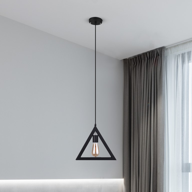 وحدة إضاءه سقف شكل مثلث