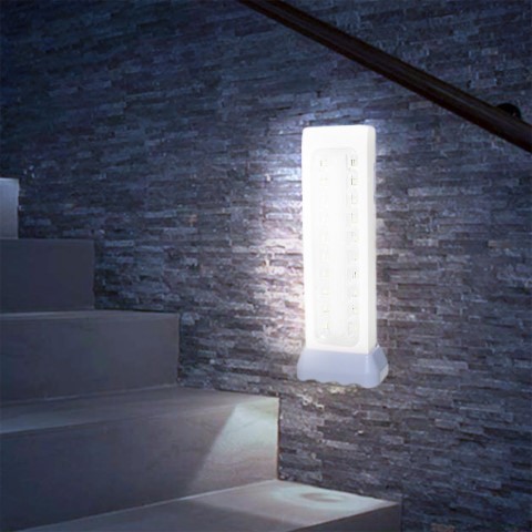 LJ-5930-1 كشاف طوارئ قابل للشحن - 30 لمبة