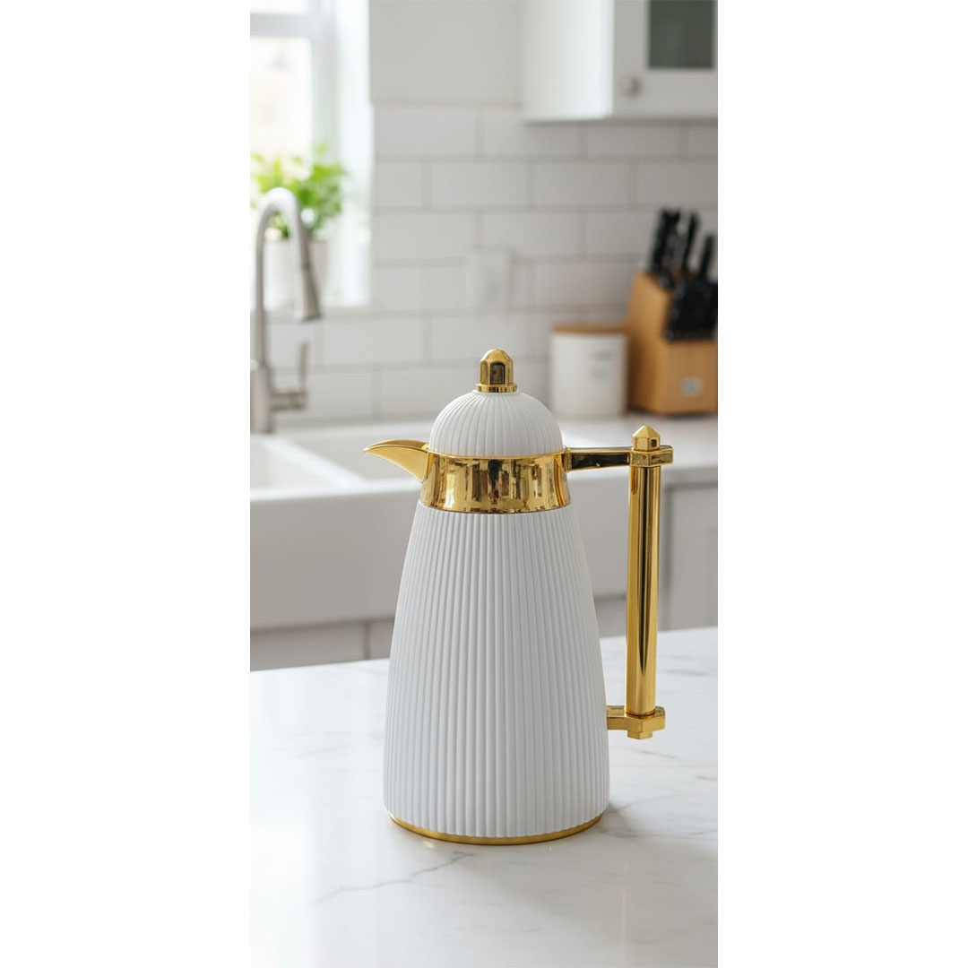 ترمس شاي الأندلس - 0.95 لتر - أبيض مع ذهبي