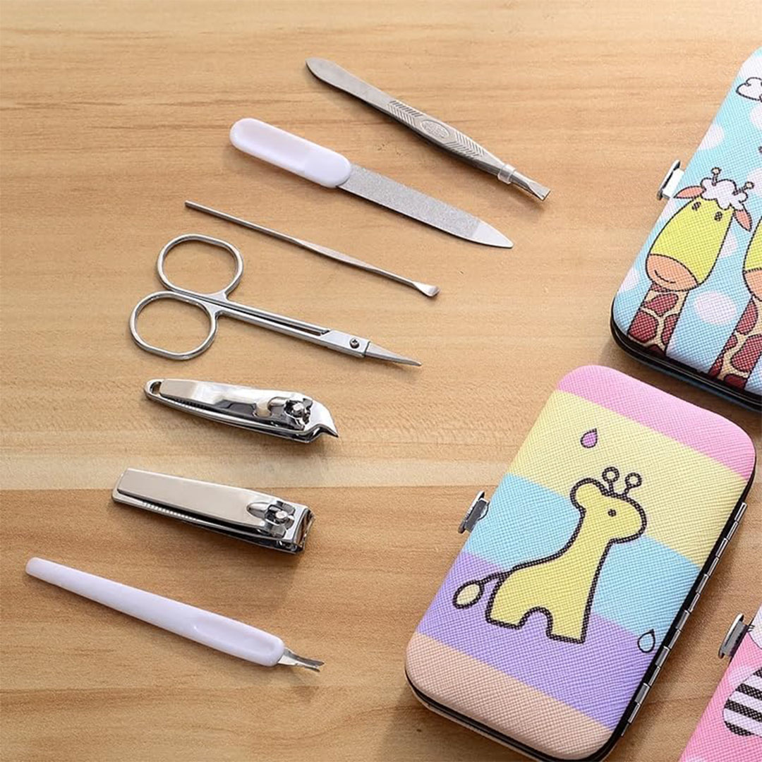 مجموعة أدوات العناية بالأظافر - 7 قطع