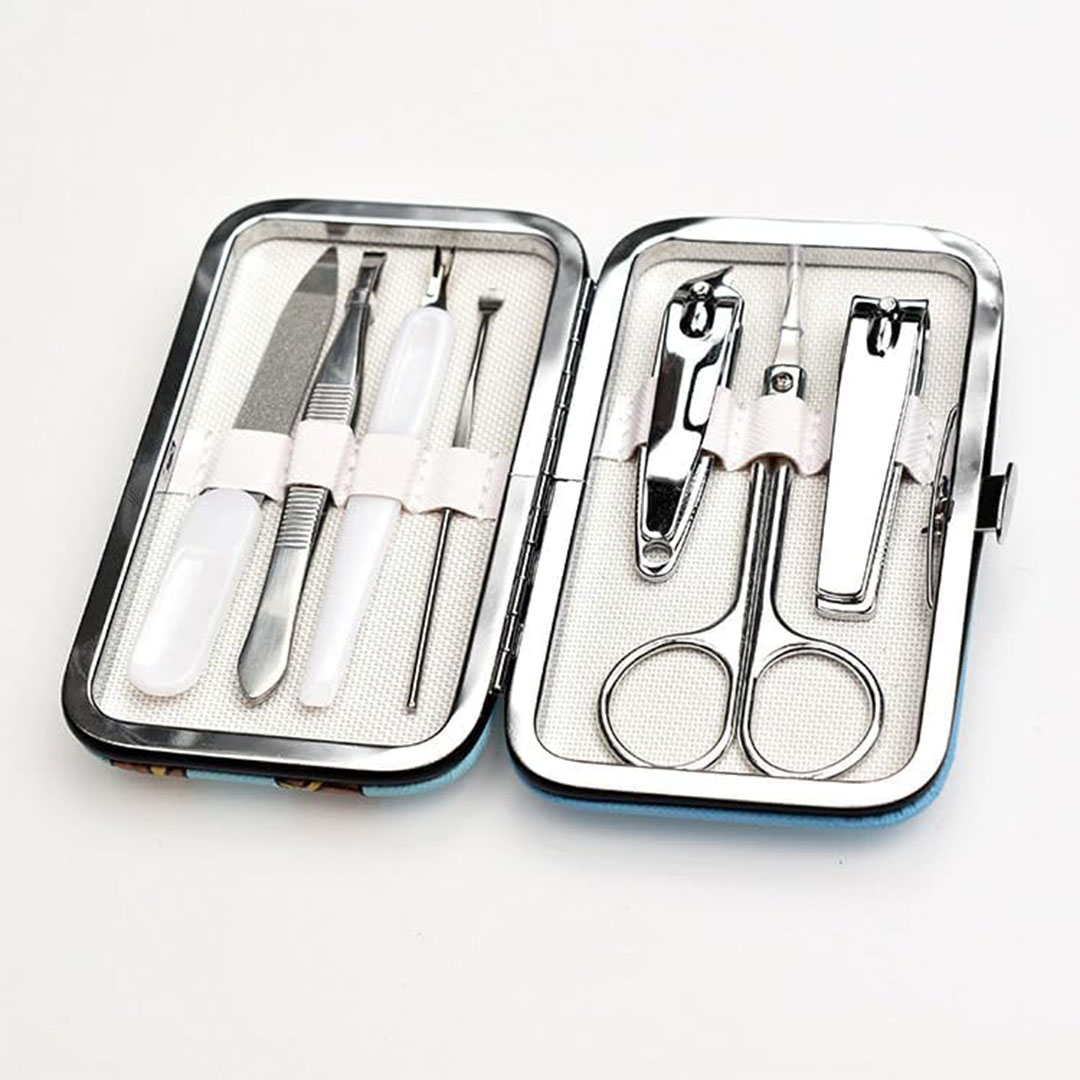 مجموعة أدوات العناية بالأظافر - 7 قطع
