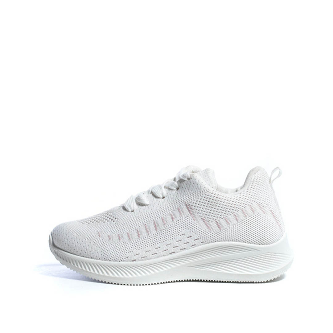 WF18 سنيكرز رياضي حريمي - أبيض