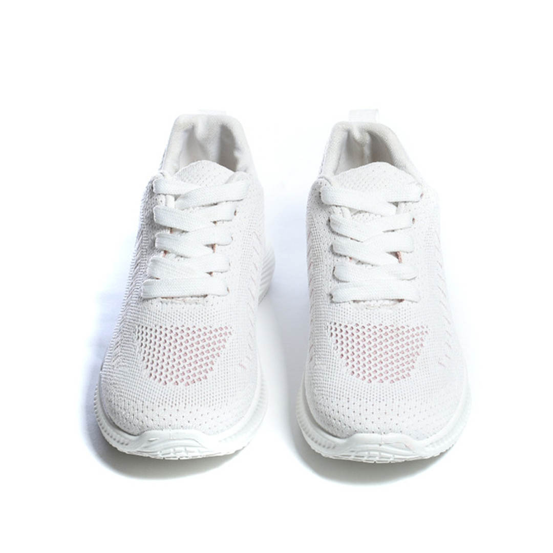 WF18 سنيكرز رياضي حريمي - أبيض