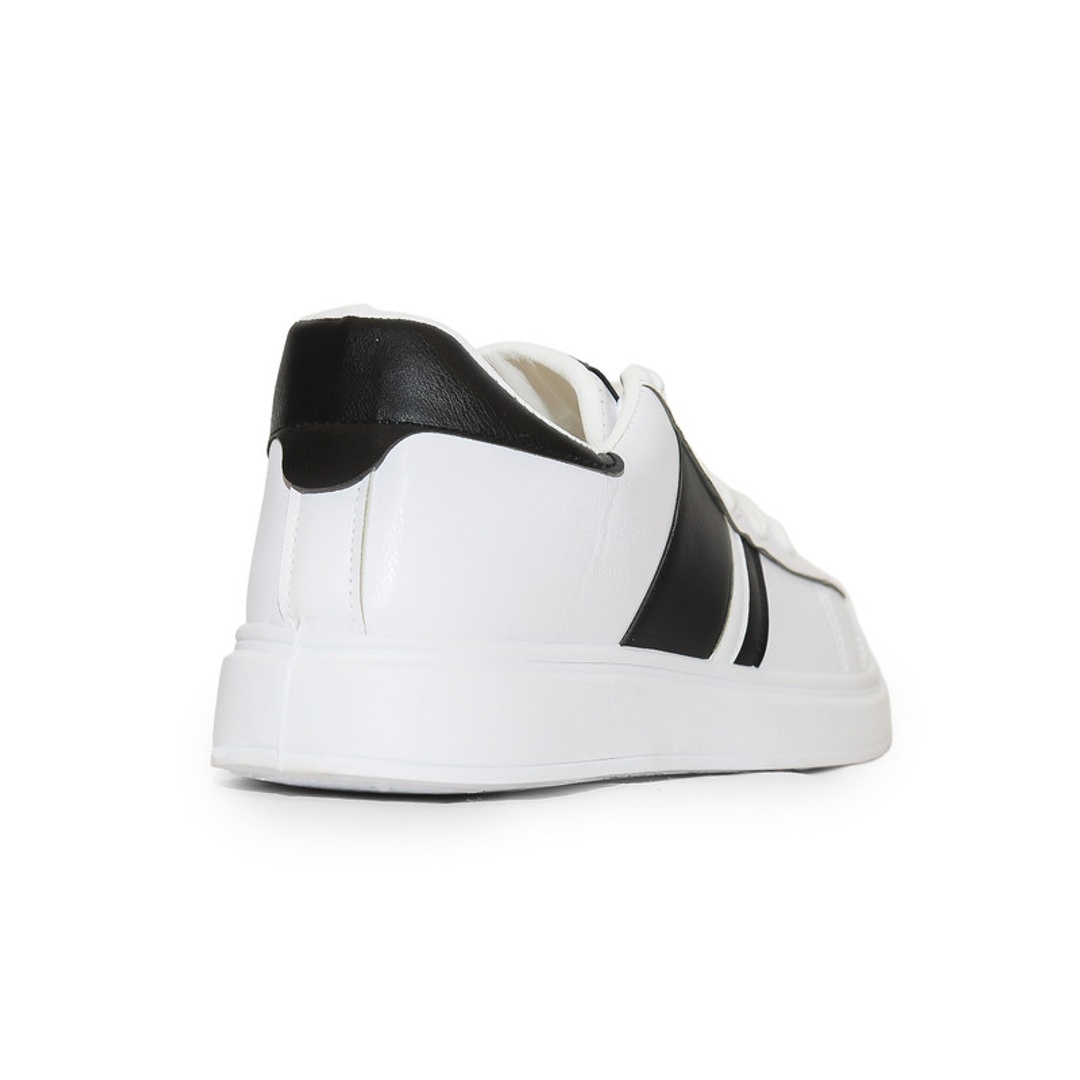 جزمة رياضية فلات كاجوال برباط للرجال 7067-2