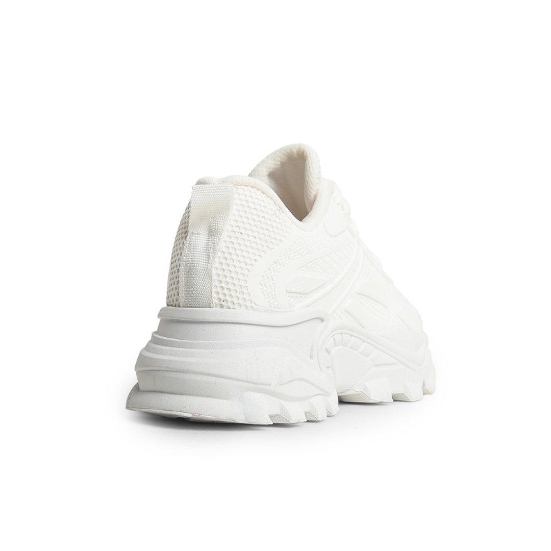 جزمة رياضية أنيق بنعل تشاكي حريمي B6001