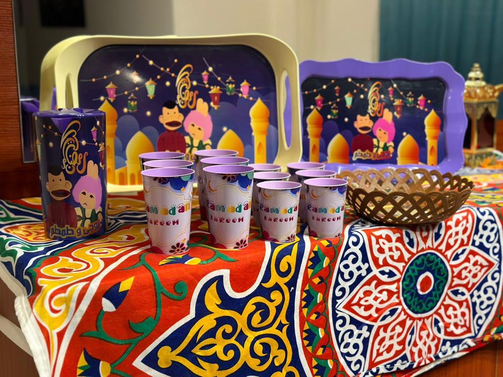 طقم تقديم شكل بوجي وطمطم - 16 قطعة