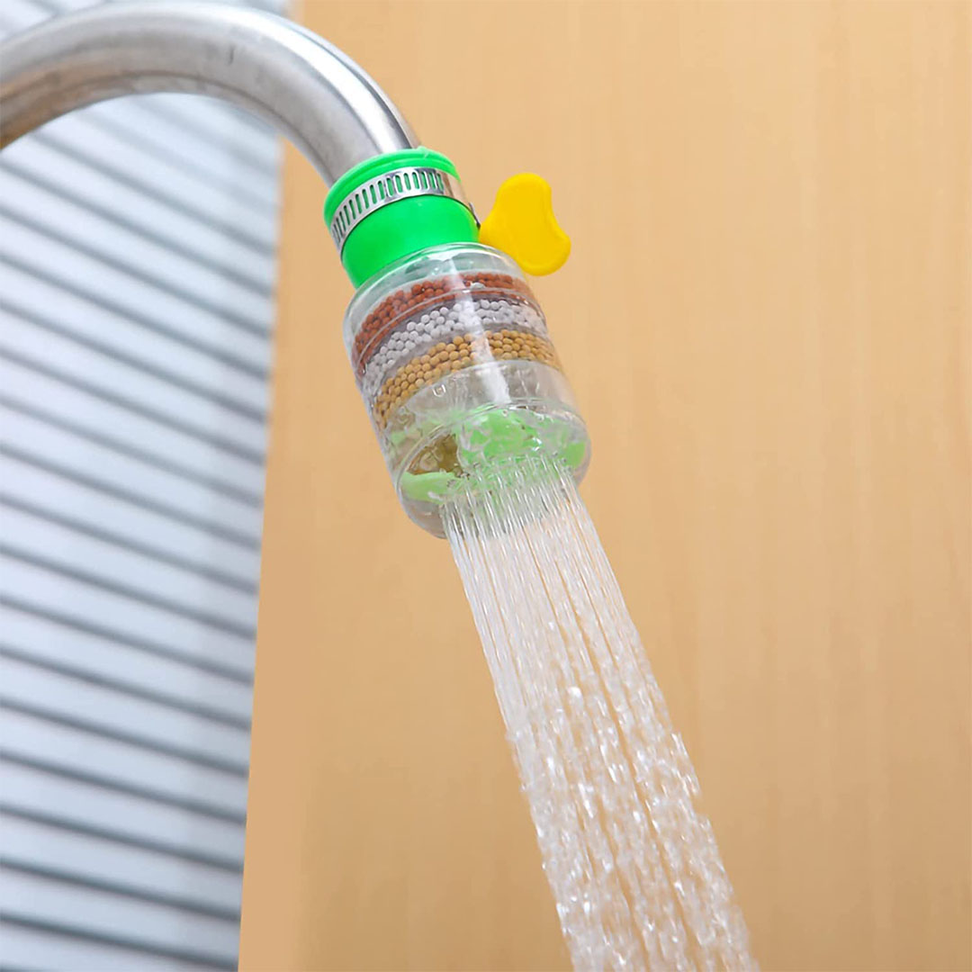 فلتر لتنقية المياه يثبت علي الحنفية