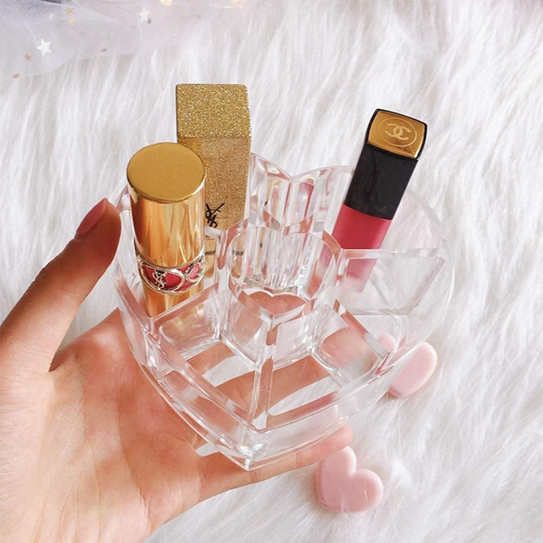 منظم مكياج أكريليك شفاف على شكل قلب - 8 فتحات